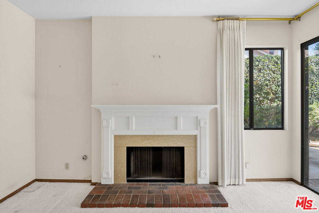 5722 Hempstead Drive Agoura Hills, CA 91301 - Photo 11 of 52