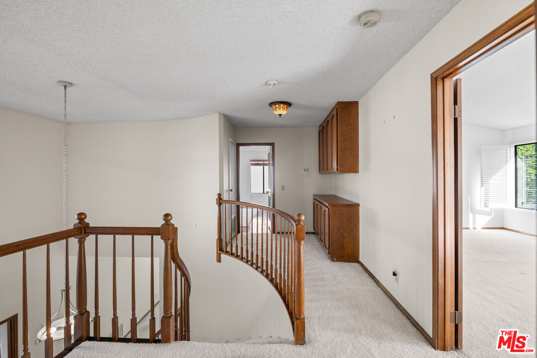 5722 Hempstead Drive Agoura Hills, CA 91301 - Photo 23 of 52