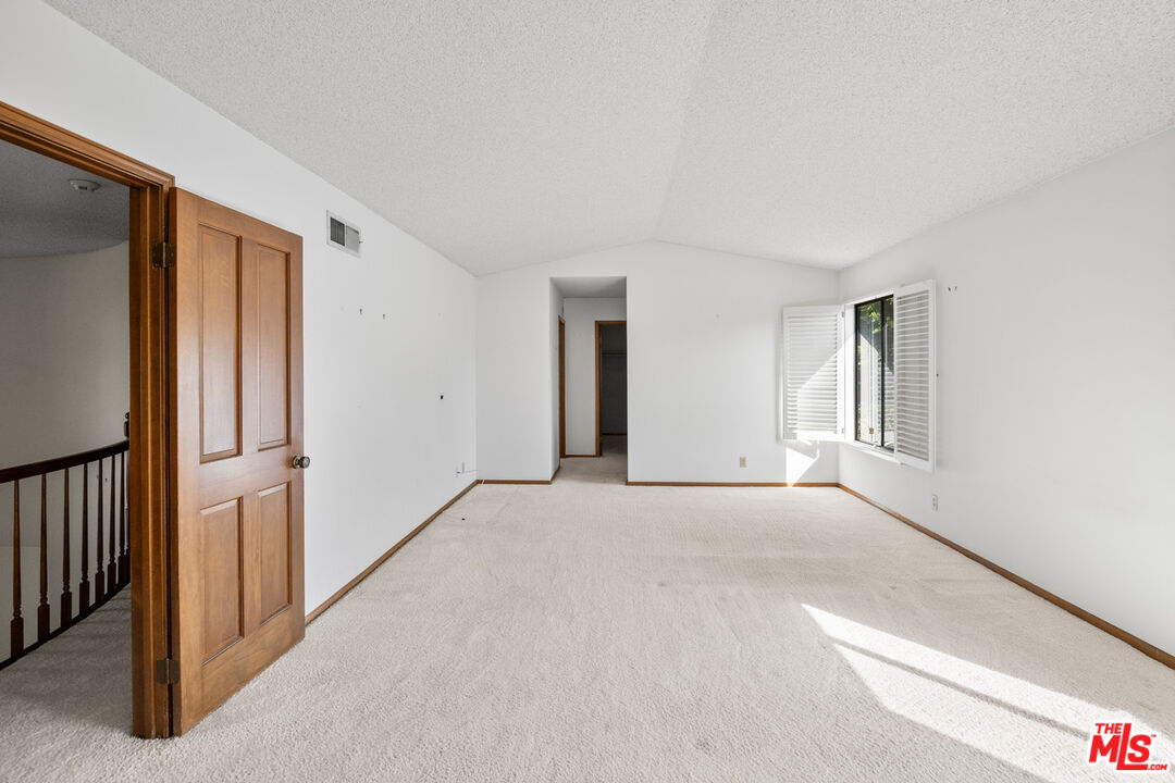 5722 Hempstead Drive Agoura Hills, CA 91301 - Photo 34 of 52