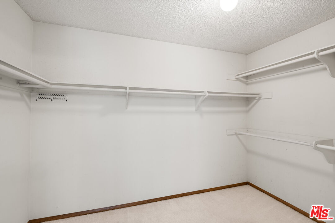 5722 Hempstead Drive Agoura Hills, CA 91301 - Photo 39 of 52