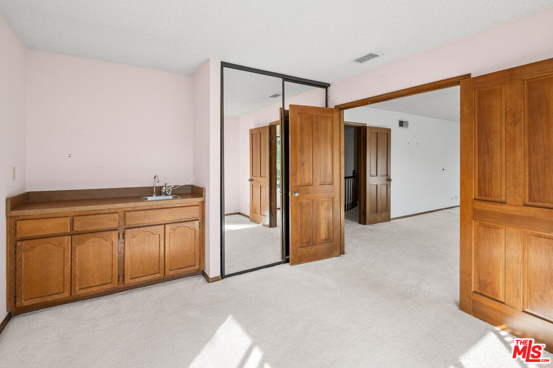 5722 Hempstead Drive Agoura Hills, CA 91301 - Photo 41 of 52