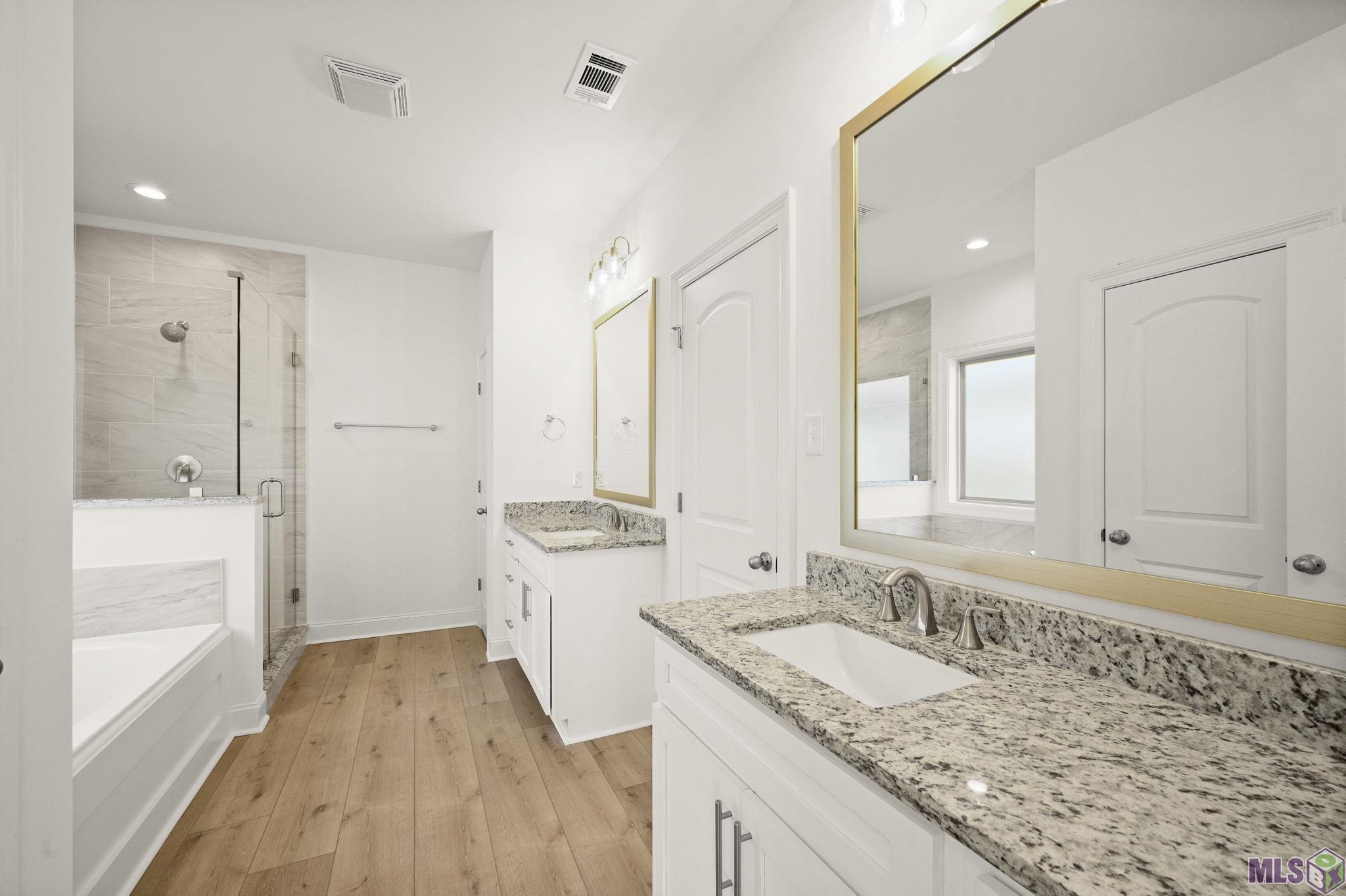 3236 Creekmere Lane St. George, LA 70810 - Photo 22 of 52 Primary bath