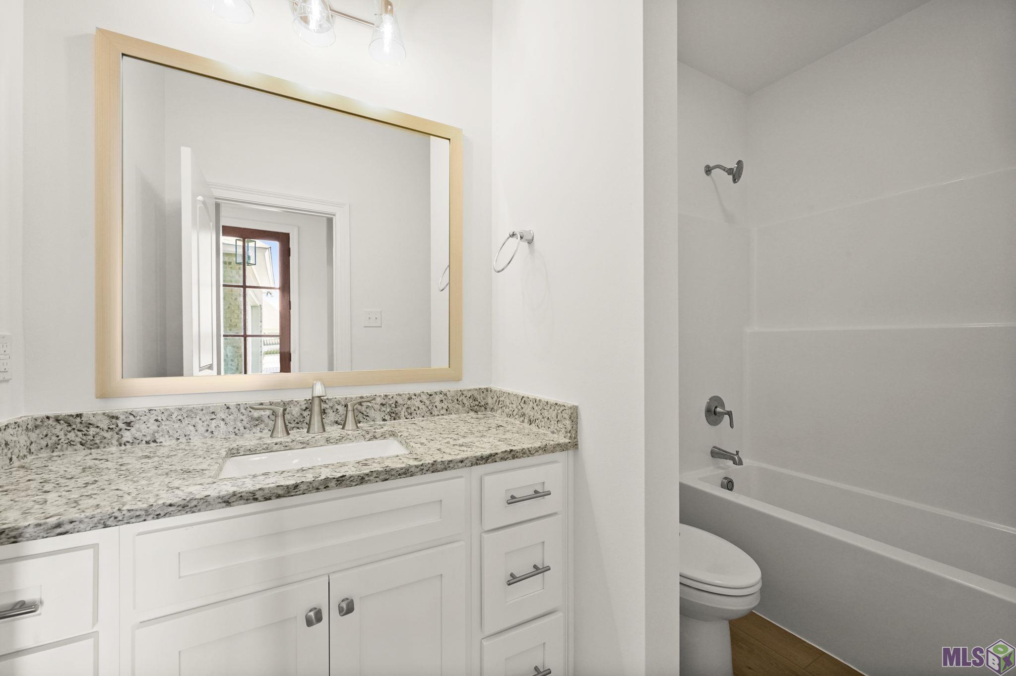 3236 Creekmere Lane St. George, LA 70810 - Photo 28 of 52 Bath 2 - downstairs