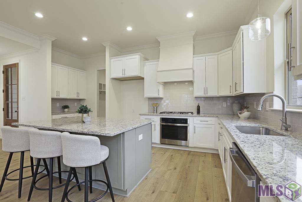 3236 Creekmere Lane St. George, LA 70810 - Photo 10 of 52