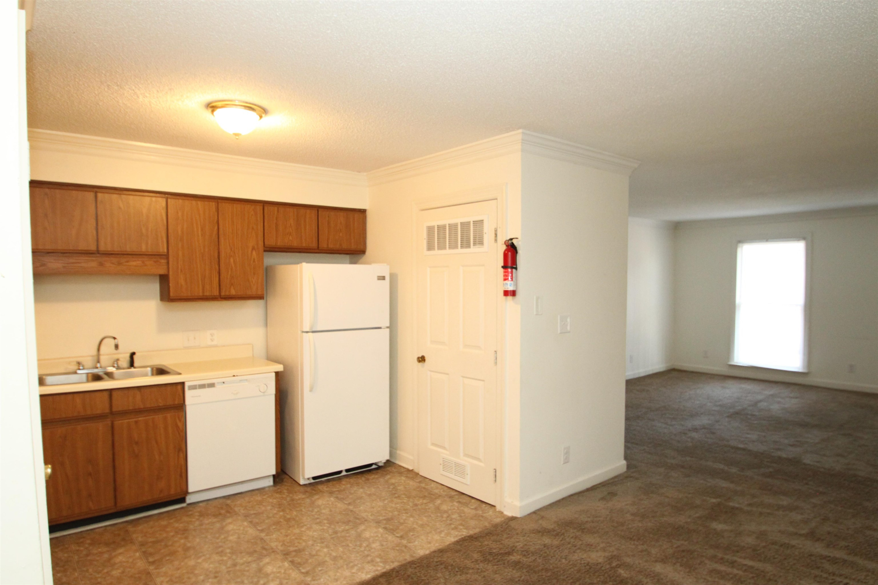 3537 Ivy Commons Drive, Unit 202 Raleigh, NC 27606 - Photo 14 of 51 Kitehcn