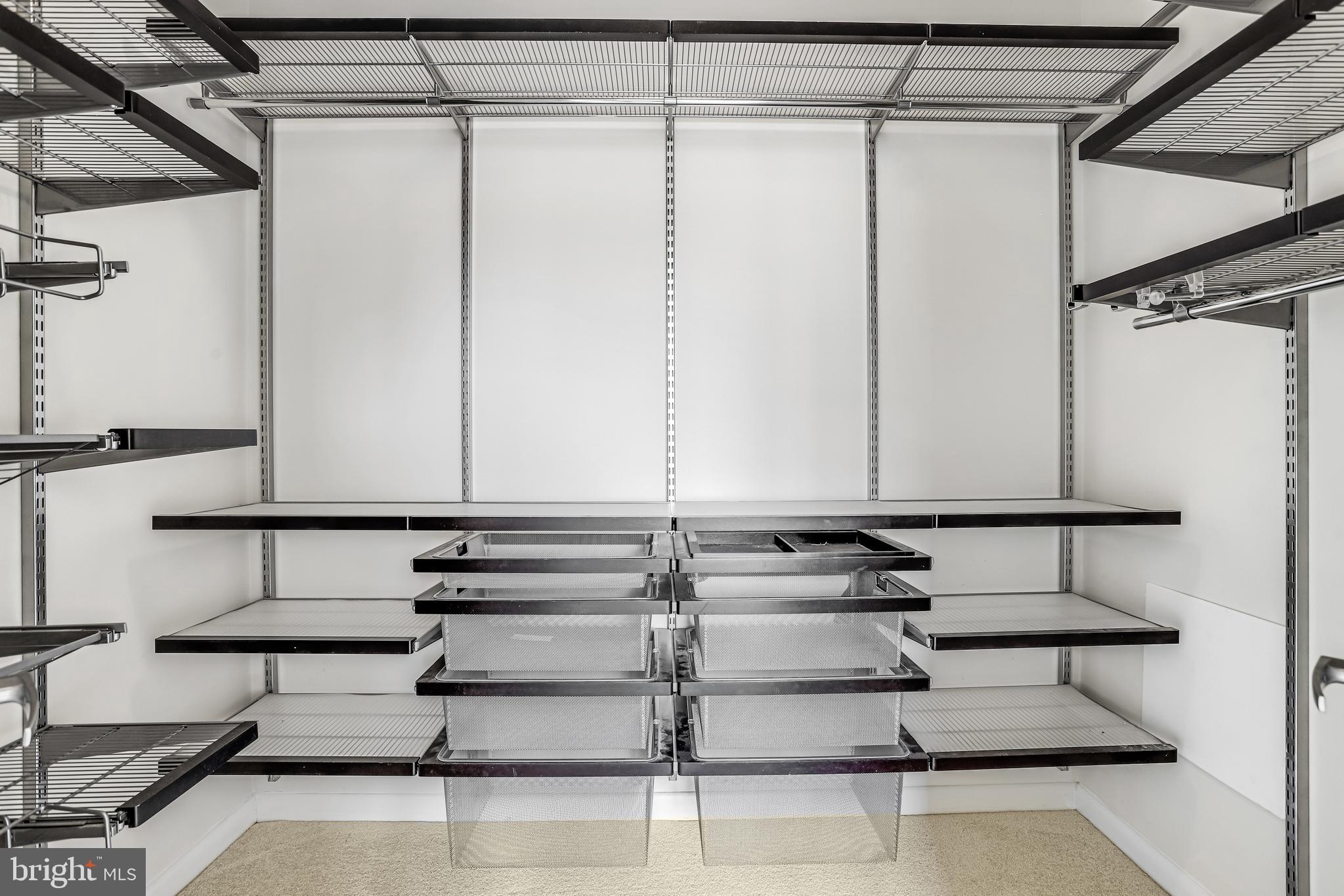 1001 L Street Northwest, Unit 811 Washington, DC 20001 - Photo 22 of 45 a view of entryway