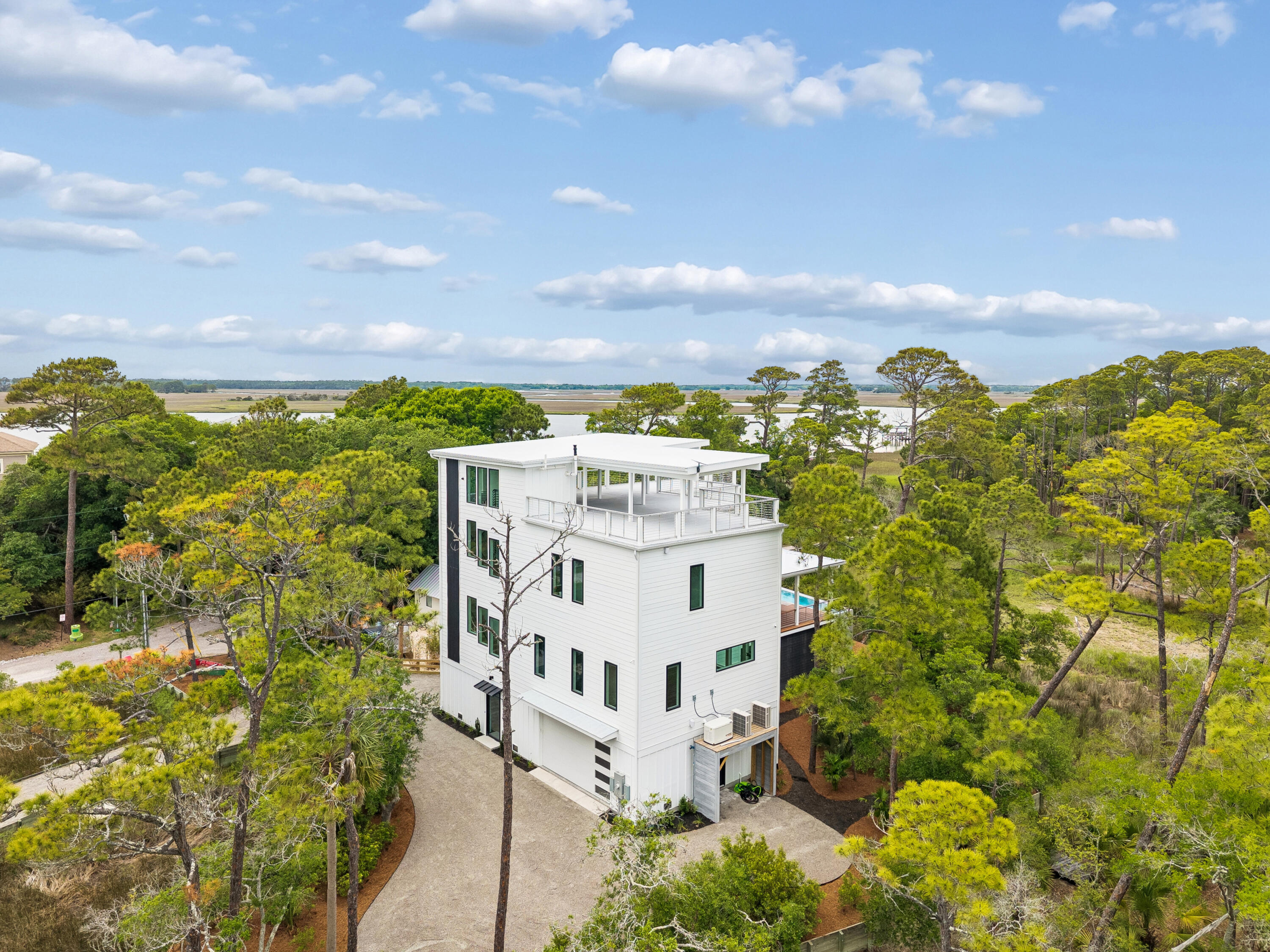 2 Red Sunset Lane Folly Beach, SC 29439 - Photo 2 of 118 2RedSunsetLn-KeenEyeMarketing-001