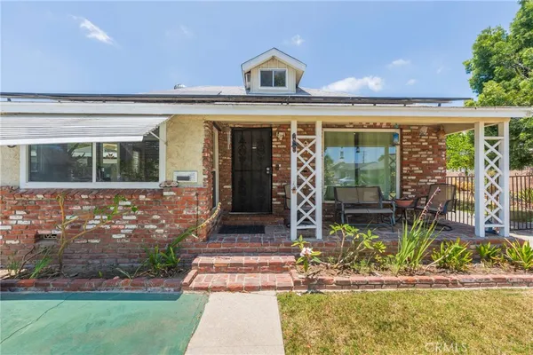 $900,000 | 5300 East Brittain Street, Long Beach, CA 90808