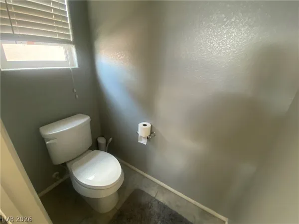 $2,800 | 9833 Dryden Court, Las Vegas, NV 89148