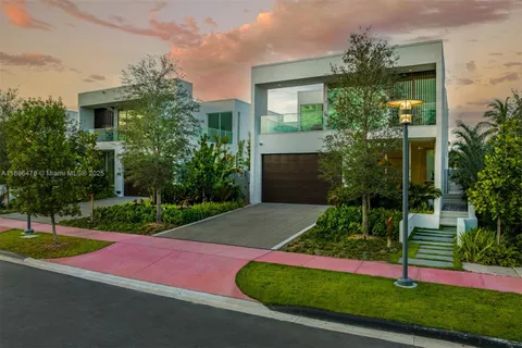 $9,995,000 | 1011 West 48th Street, Unit 8, Miami Beach, FL 33140