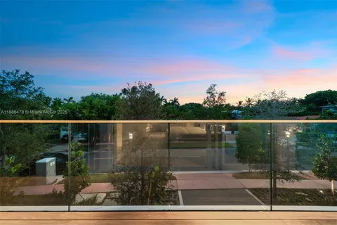 $9,995,000 | 1011 West 48th Street, Unit 8, Miami Beach, FL 33140