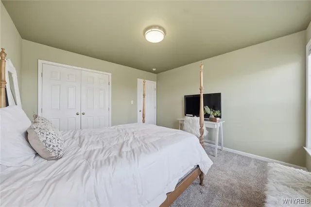 $749,900 | 9031 Michael Douglas Drive, Clarence, NY 14032