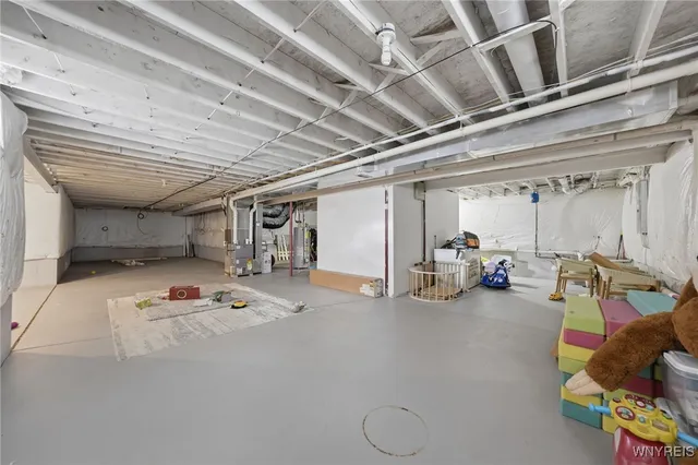 $749,900 | 9031 Michael Douglas Drive, Clarence, NY 14032