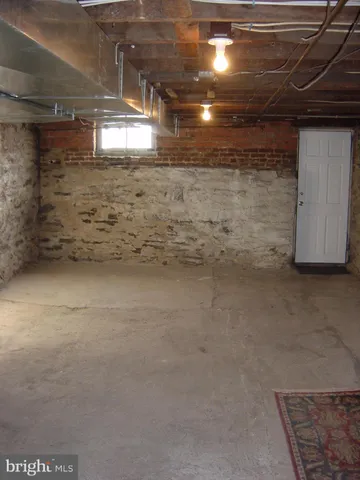 $2,950 | 103 East 7th Street, Frederick, MD 21701