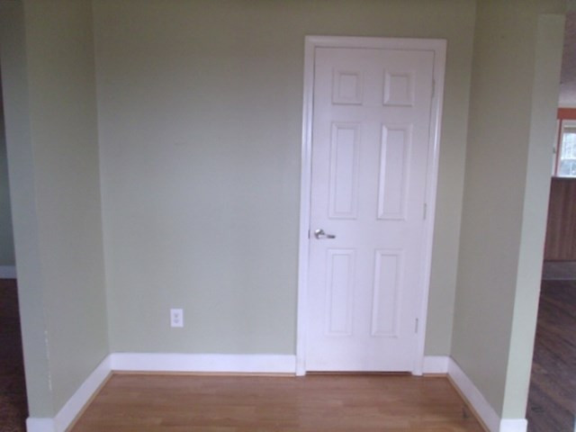 1305 Roy Gay Road Matthews, GA 30818 - Photo 2 of 19 Foyer