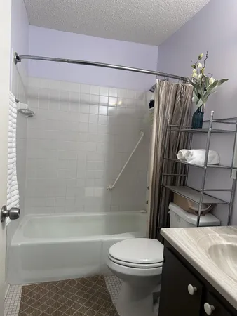 $118,000 | 2801 Flag Avenue North, Unit 102, New Hope, MN 55427