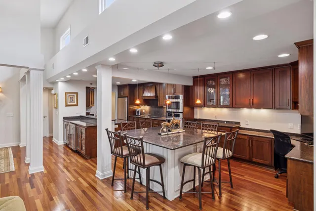 $395,000 | 3150 Glen Oaks Avenue, Unit 311A, White Bear Lake, MN 55110