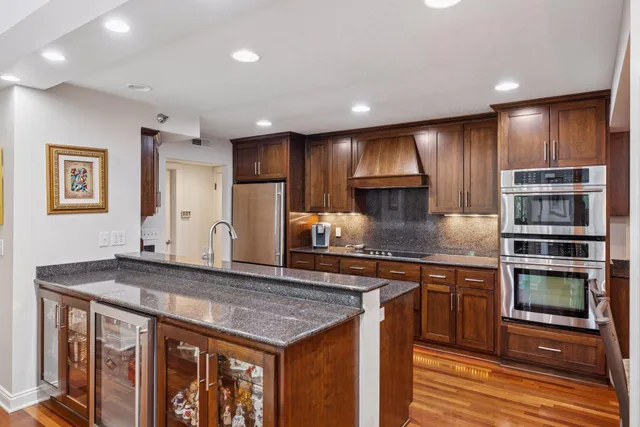 $395,000 | 3150 Glen Oaks Avenue, Unit 311A, White Bear Lake, MN 55110