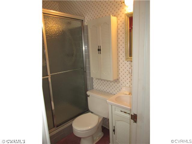 2304 Bogan Road Henrico, VA 23294 - Photo 14 of 22 Master Bath