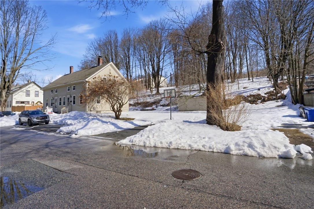 20 Mt Pleasant View Avenue Cumberland, RI 02864 - Photo 16 of 19 Outside right view