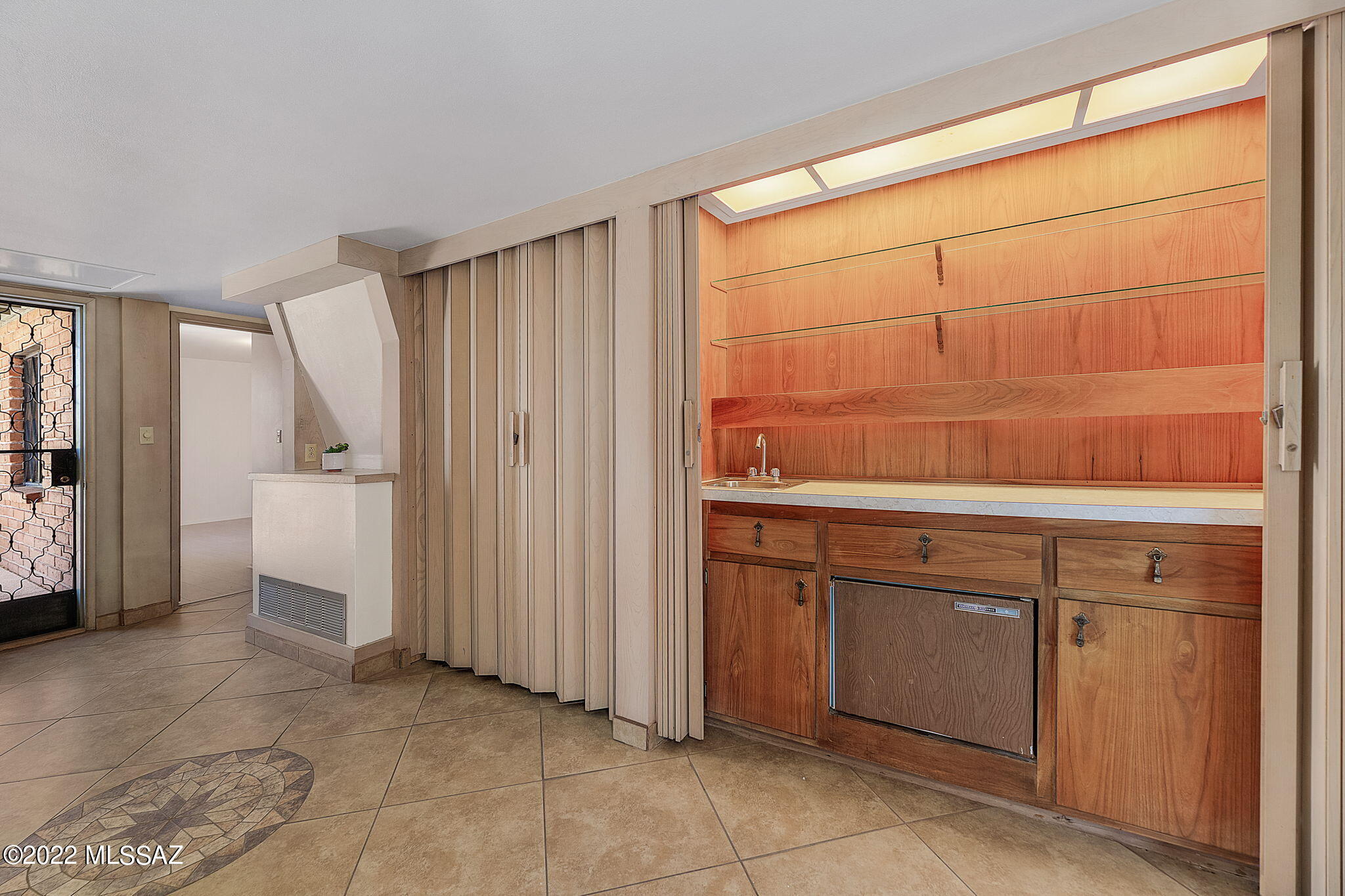4043 North Pontatoc Road Tucson, AZ 85718 - Photo 9 of 42