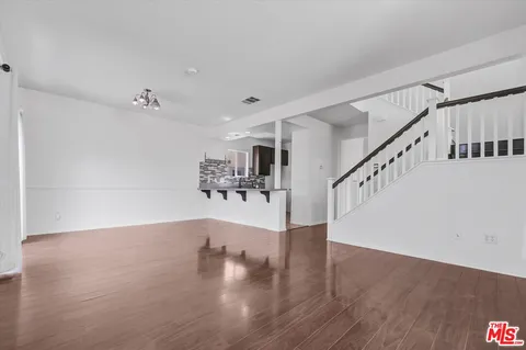 $685,000 | 2279 Santa Ana Boulevard South, Los Angeles, CA 90059