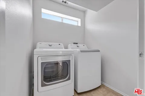 $685,000 | 2279 Santa Ana Boulevard South, Los Angeles, CA 90059