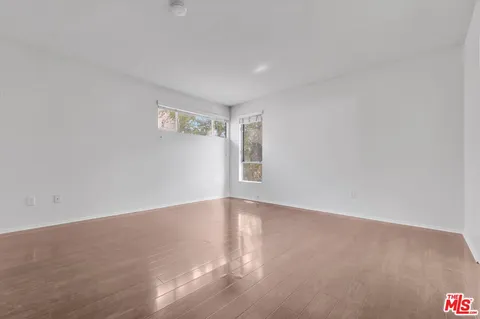 $685,000 | 2279 Santa Ana Boulevard South, Los Angeles, CA 90059