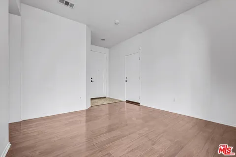 $685,000 | 2279 Santa Ana Boulevard South, Los Angeles, CA 90059