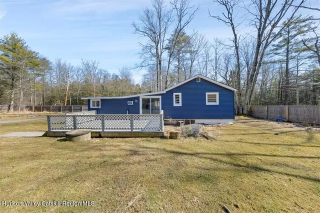 a view of pool and yard