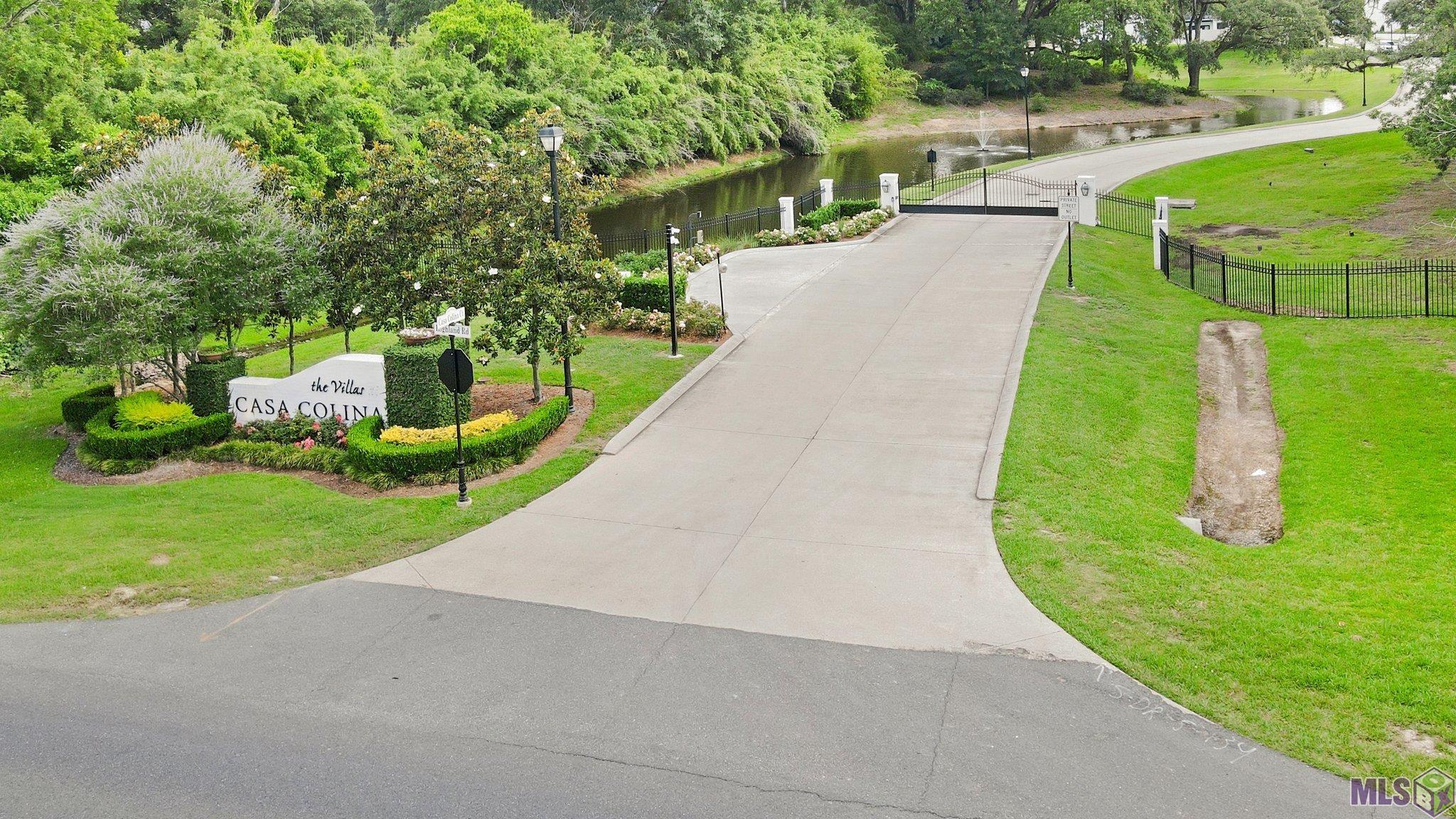 457 Casa Colina Court Baton Rouge, LA 70810 - Photo 2 of 9