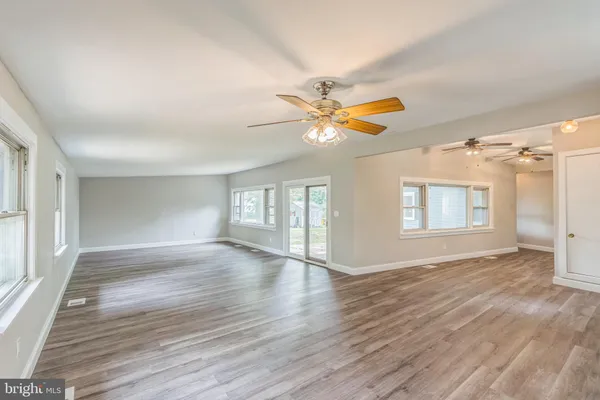 $584,900 | 511 Sylvan Way, Pasadena, MD 21122
