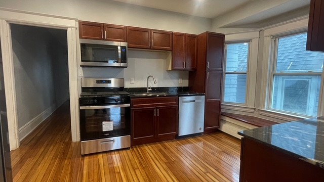 193 Pearl Street, Unit 3 Rochester, NY 14607 - Photo 4 of 12