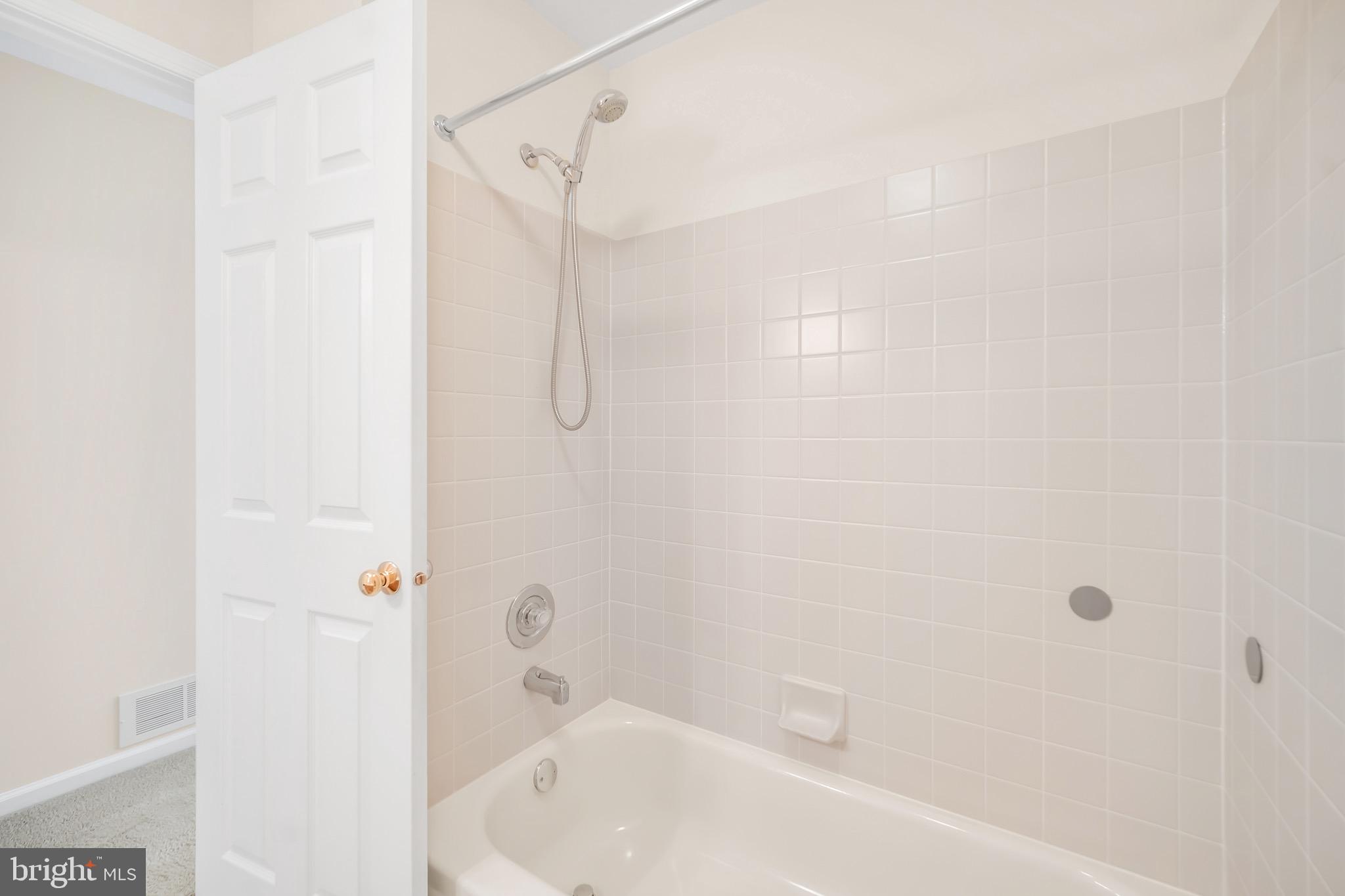 2908 Sterling Road, Unit 175 Yardley, PA 19067 - Photo 14 of 29 Gallery Image 14