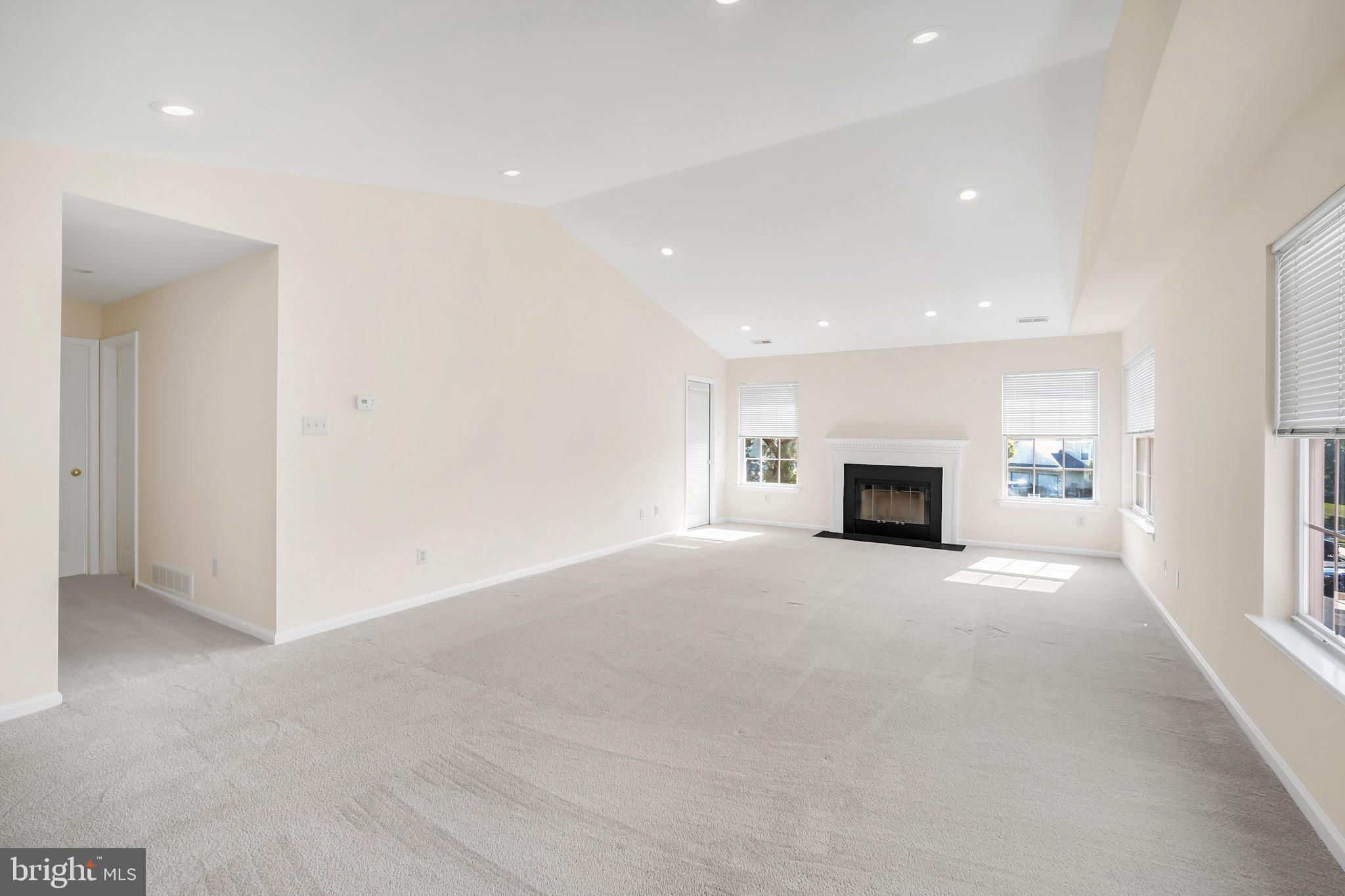 2908 Sterling Road, Unit 175 Yardley, PA 19067 - Photo 2 of 29 Gallery Image 2