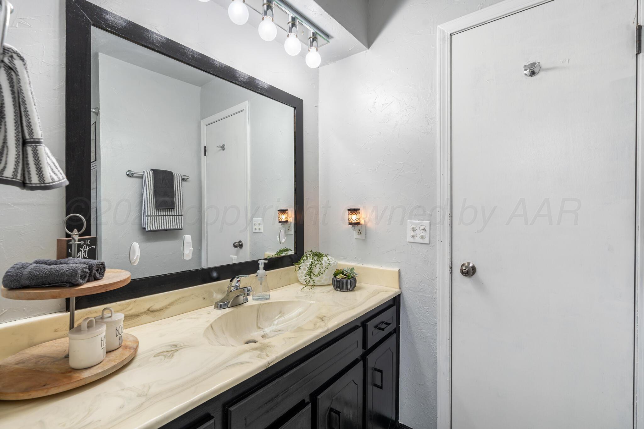 4926 South Georgia Street Amarillo, TX 79110 - Photo 14 of 25 4926 S Georgia -14