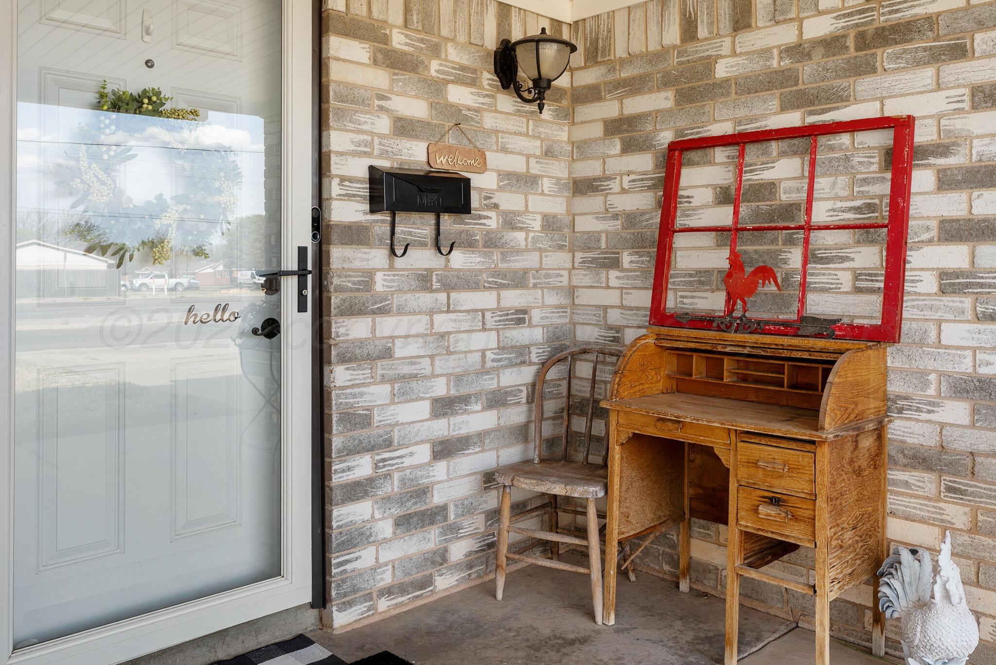 4926 South Georgia Street Amarillo, TX 79110 - Photo 4 of 25 4926 S Georgia -04