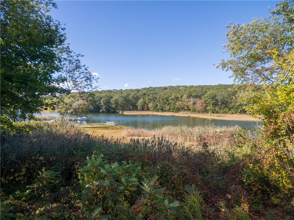 66 Pomfret Road Narragansett, RI 02882 - Photo 30 of 32