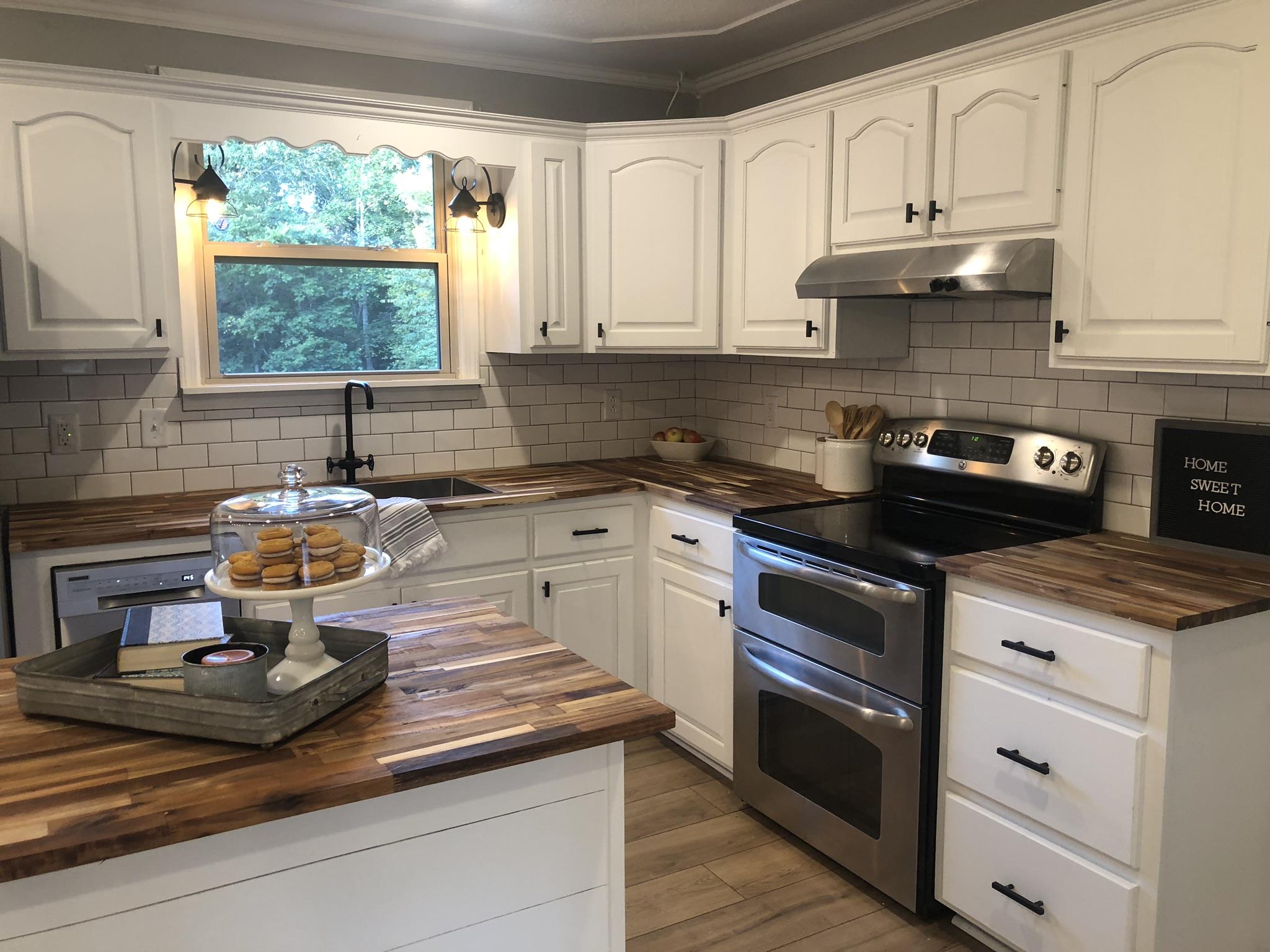 1126 Riverview Road Centerville, TN 37033 - Photo 3 of 18 Gallery Image 3