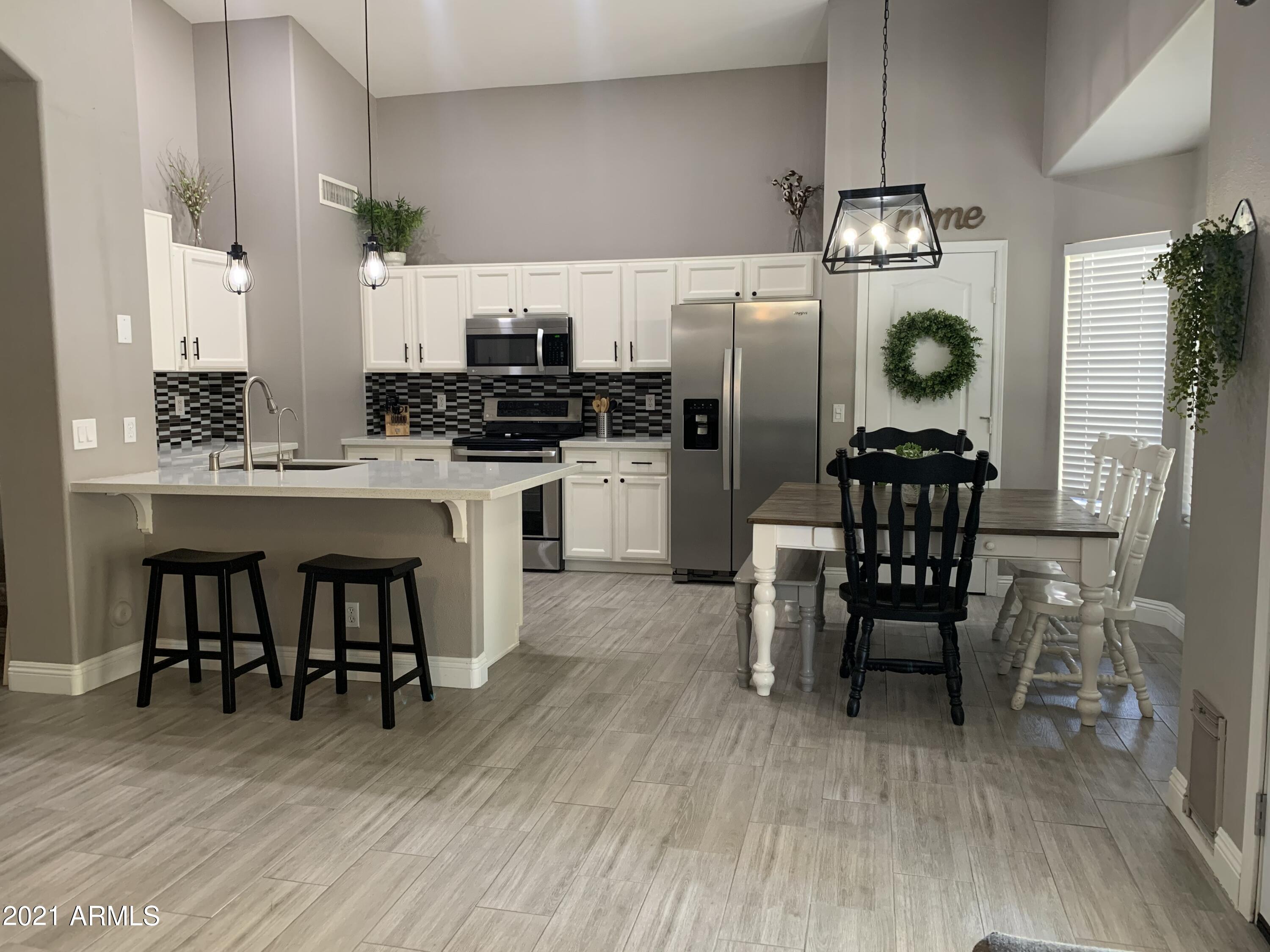 2210 East Stephens Road Gilbert, AZ 85296 - Photo 2 of 6 IMG_0909