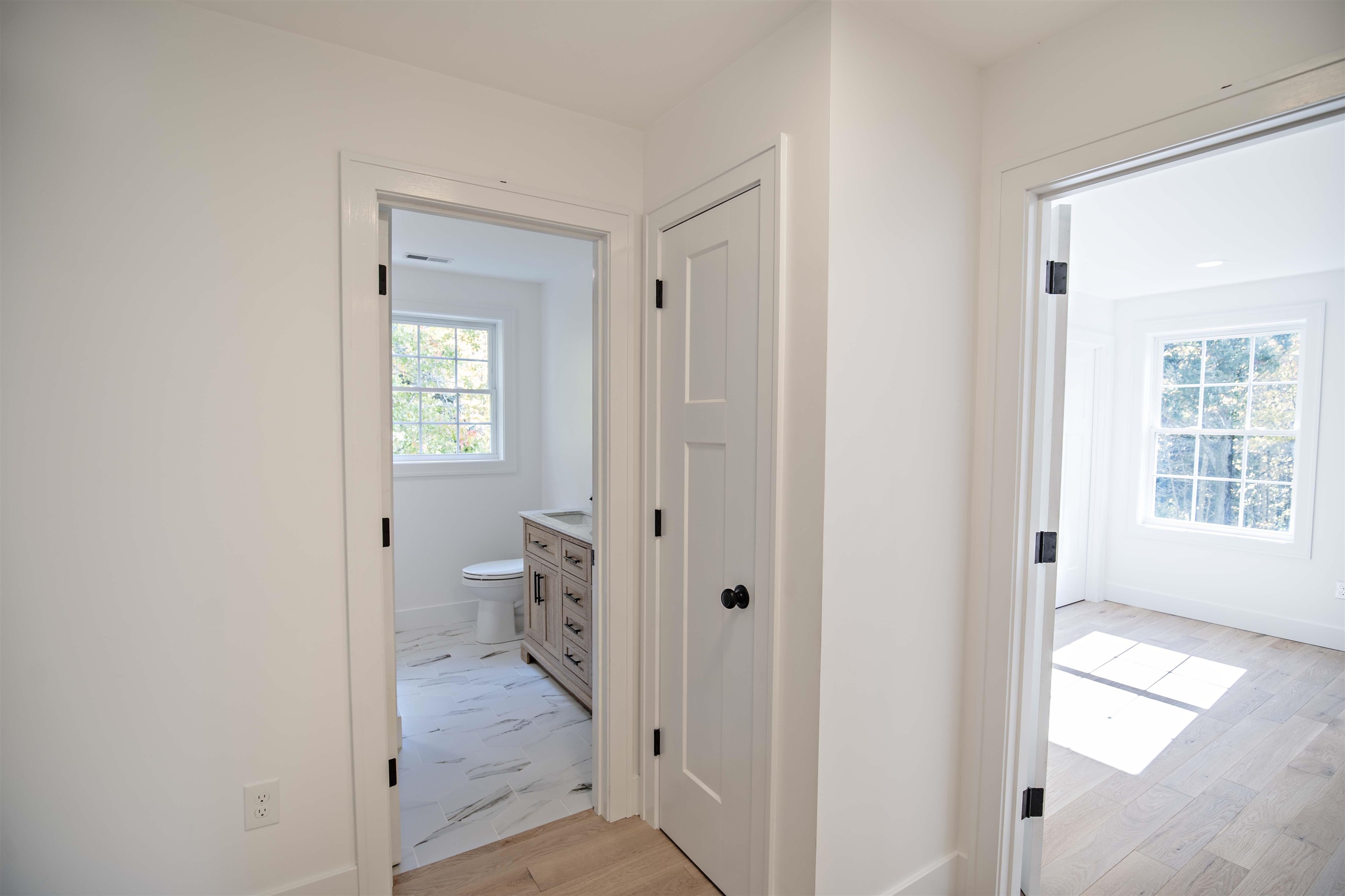 70 Sandown Road Fremont, NH 03044 - Photo 18 of 33