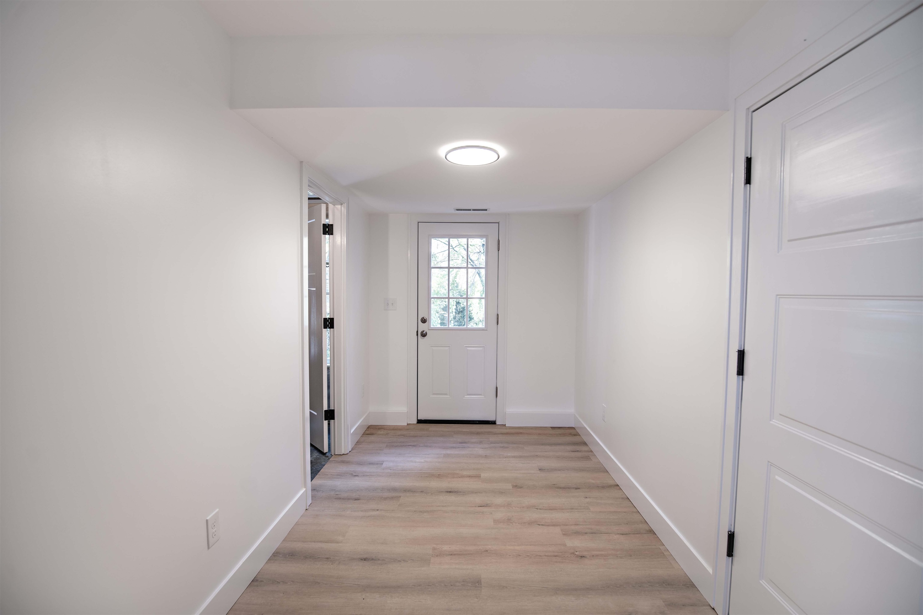 70 Sandown Road Fremont, NH 03044 - Photo 29 of 33