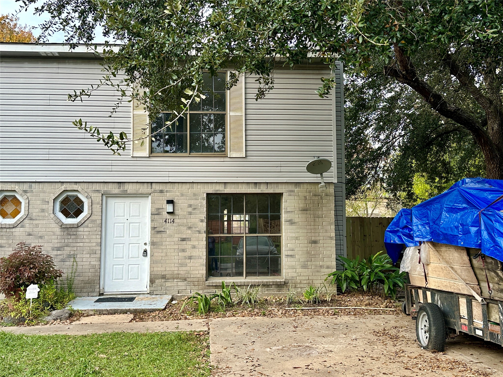 4120 Hartt Street Houston, TX 77025 - Photo 3 of 19 Great location just off 90A/Main Street and 610 Loop, easy access to Medical Center, NRG, etc.