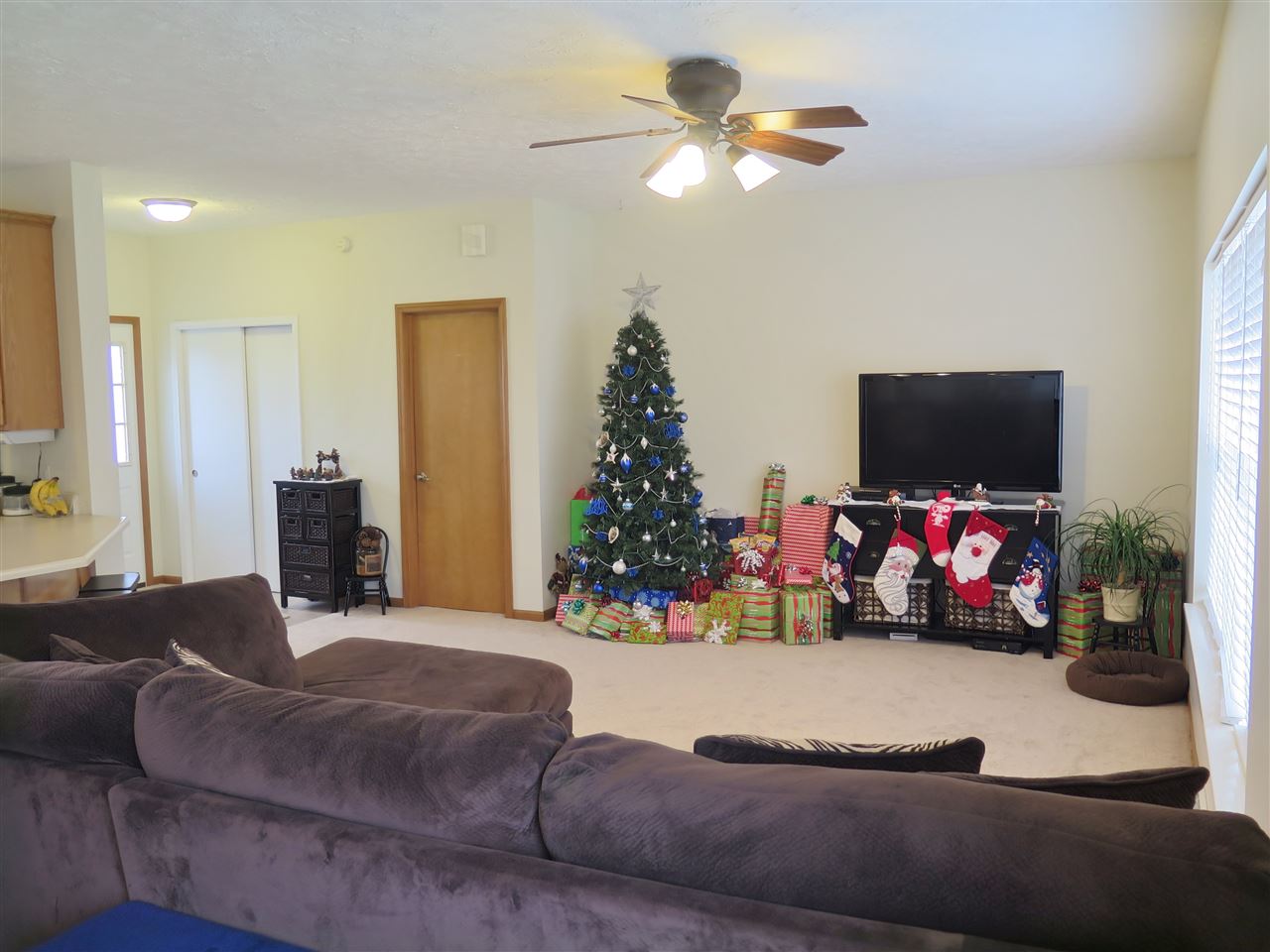 1202 Marigold Road Bloomington, IN 47401 - Photo 4 of 23 Gallery Image 4