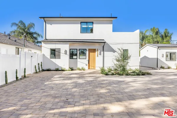 $4,995 | 19535 Strathern Street, Reseda, CA 91335