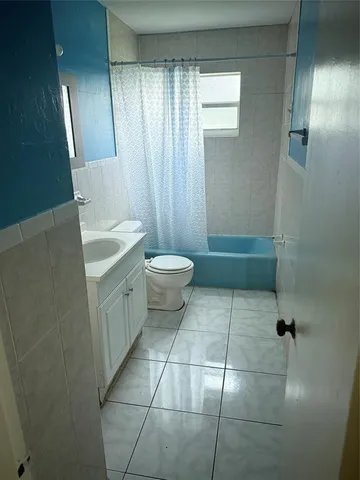 $2,000 | 1477 Northwest 60th Avenue, Unit 2, Sunrise, FL 33313