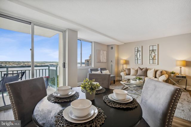 $795,000 | 501 Slaters Lane, Unit 1219, Alexandria, VA 22314