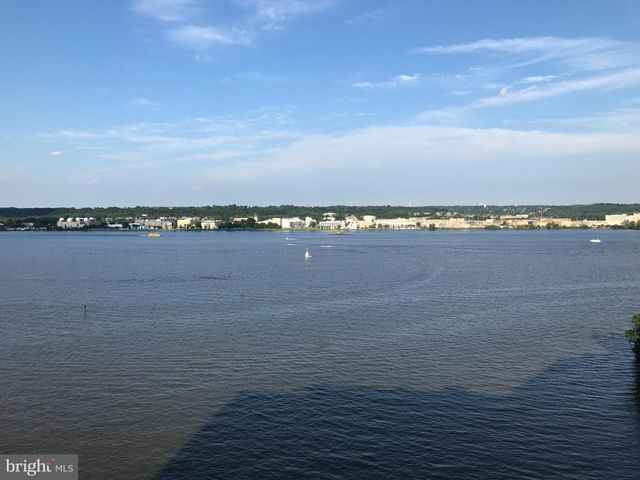 $795,000 | 501 Slaters Lane, Unit 1219, Alexandria, VA 22314