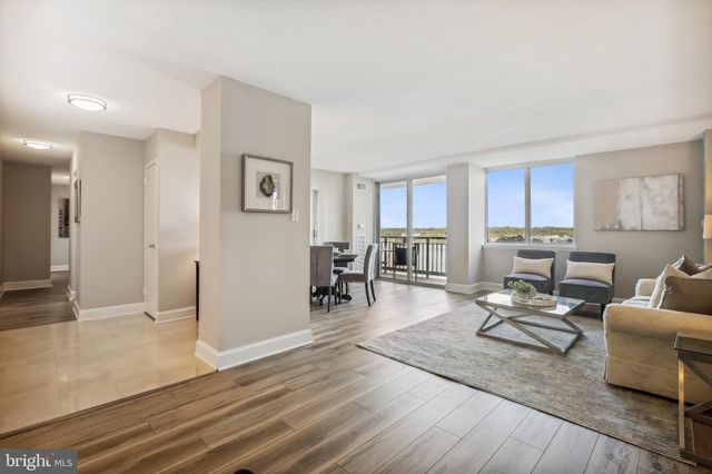 $795,000 | 501 Slaters Lane, Unit 1219, Alexandria, VA 22314