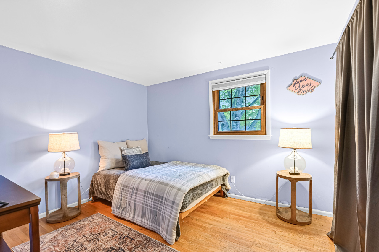 641 West Fairy Chasm Road Bayside, WI 53217 - Photo 22 of 43 Bedroom 4